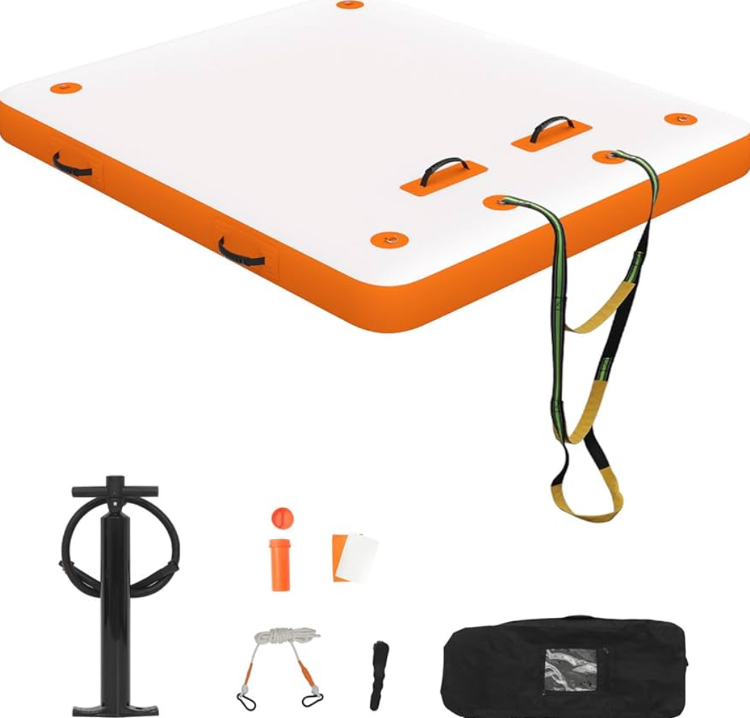 D-rings and accessories on the raft