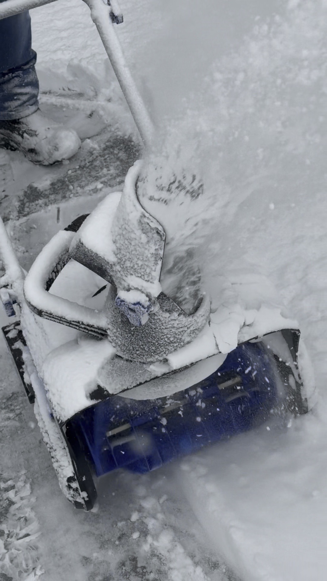 Snow Joe cordless snow blower close-up